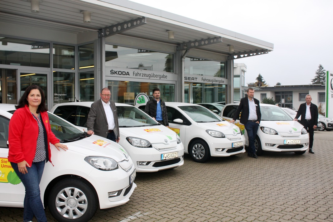 Investition in saubere Elektromobilität: Sozialstationen in Immenhausen und Kassel fahren auch emissionsfrei